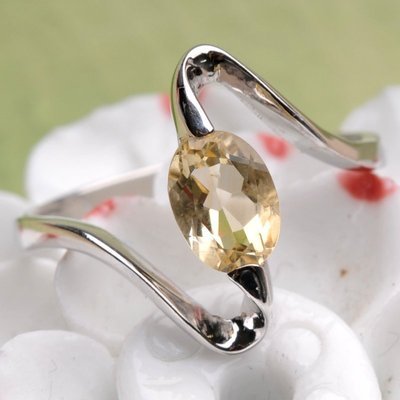 【清倉925銀【四月廠家底價】天然水晶純銀鍍白金 黃水晶戒指 舞動】價格,廠家,圖片,手鏈,東?？h溫泉鎮(zhèn)福晶祥水晶制品廠-